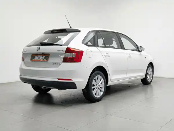 Skoda Rapid Spaceback 2017
