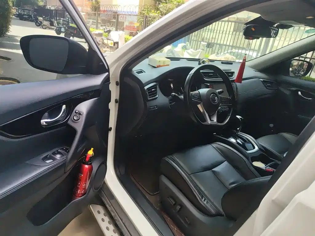 Nissan X-Trail 2020 — фото 14