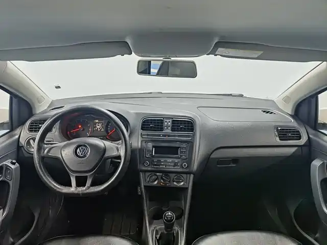 Volkswagen Polo 2016