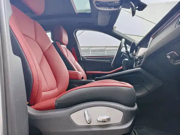 Porsche Macan 2023