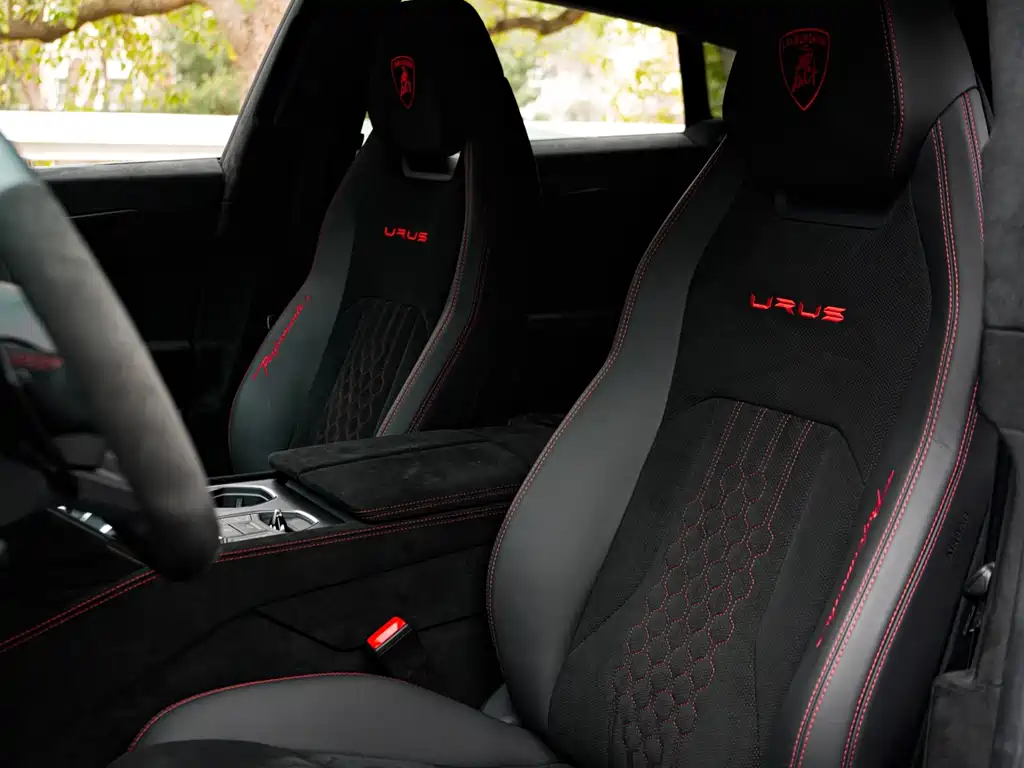 Lamborghini Urus 2023 — фото 17