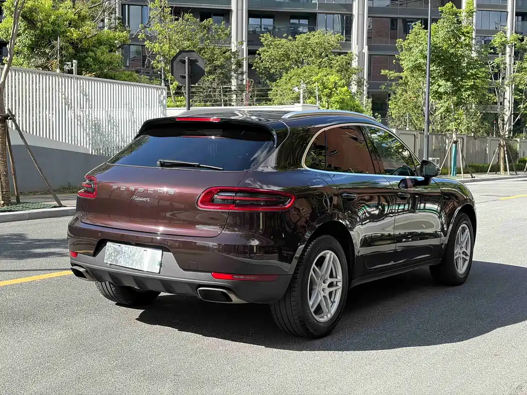 Porsche Macan 2017 — фото 6