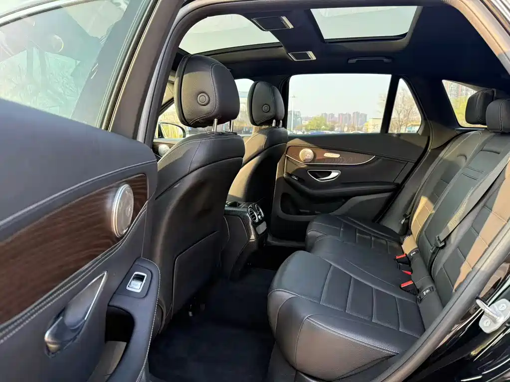 Mercedes-Benz GLC 2020 — фото 11