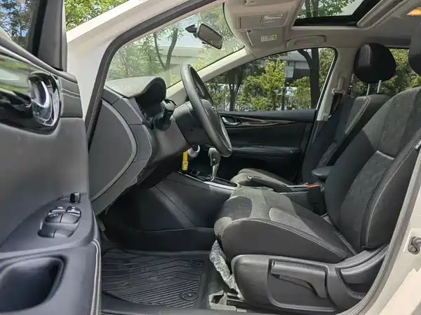 Nissan Tiida 2024