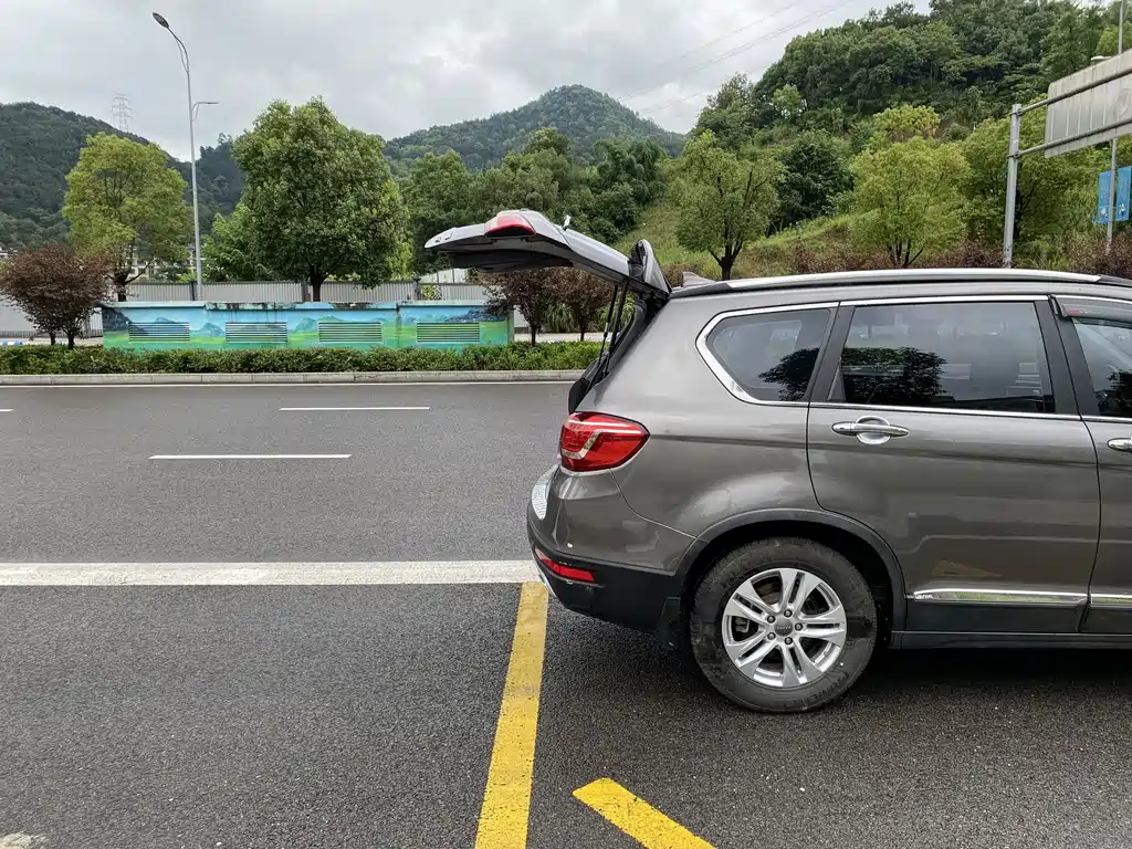 Haval H6 2014 — фото 18