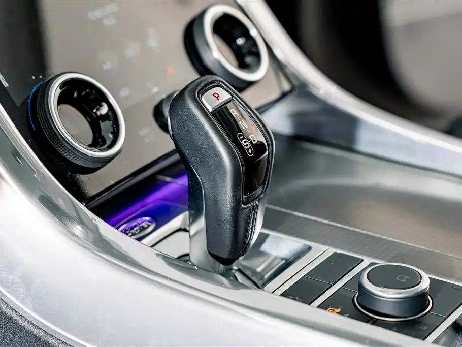 Land Rover Sport 2018 — фото 17