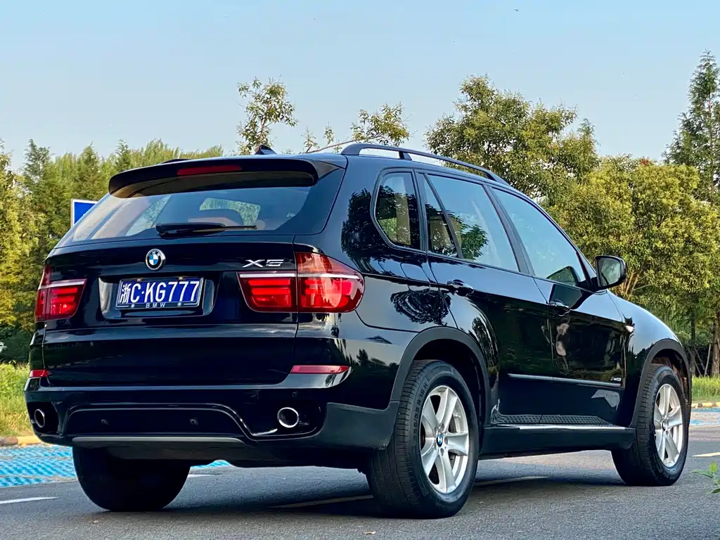 BMW X5 2011 — фото 19