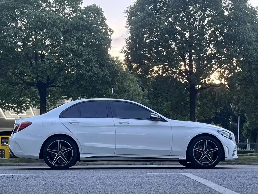 Mercedes-Benz C-Class 2020 — фото 8