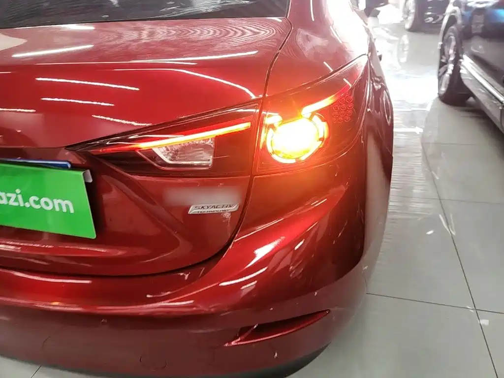 Mazda 3 Angkesela 2017 — фото 8