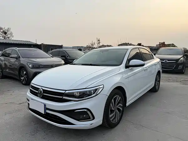 Volkswagen Bora 2023