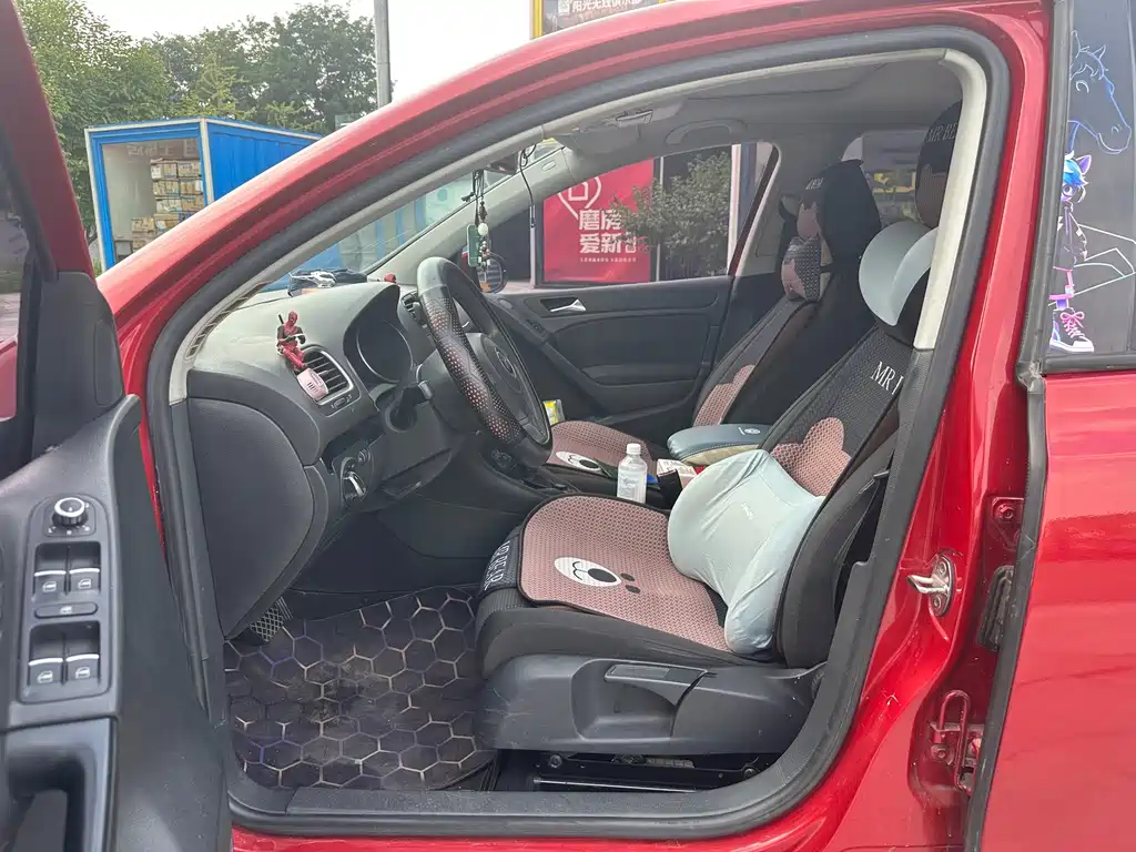 Volkswagen Golf 2011