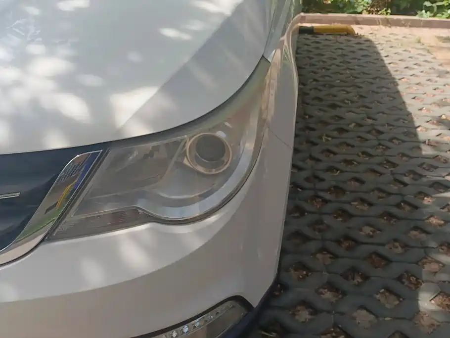 Baojun 730 2015