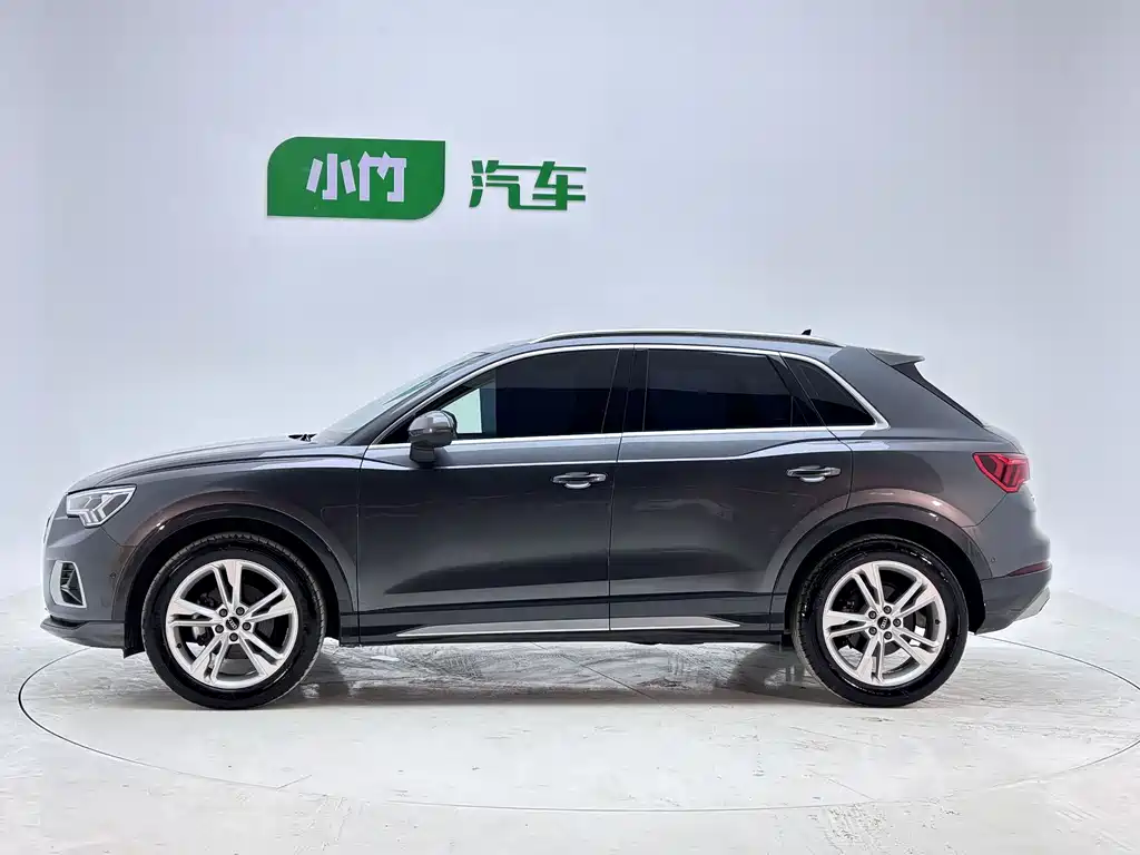 Audi Q3 2022 — фото 14
