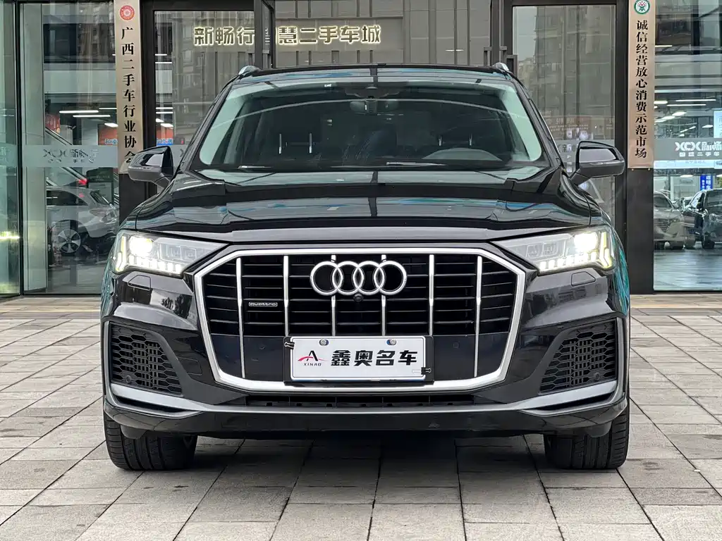 Audi Q7 2020 — фото 2
