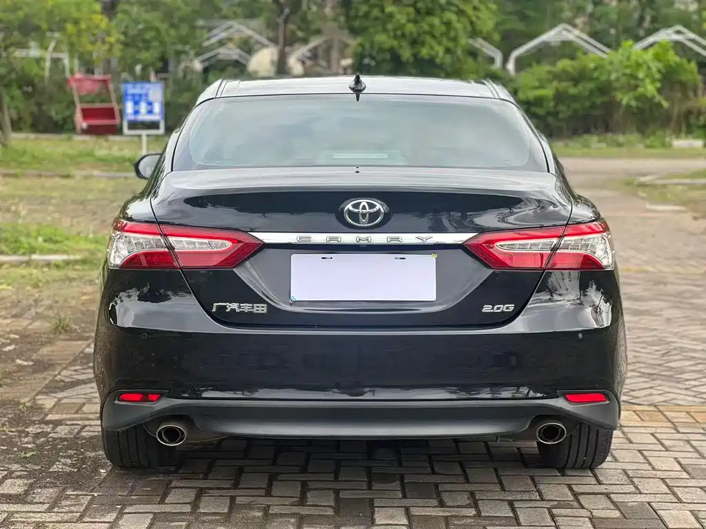 Toyota Camry 2021 — фото 17