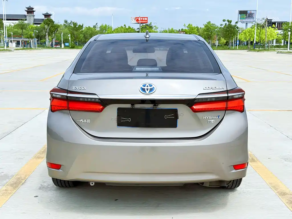 Toyota Corolla 2019 — фото 10