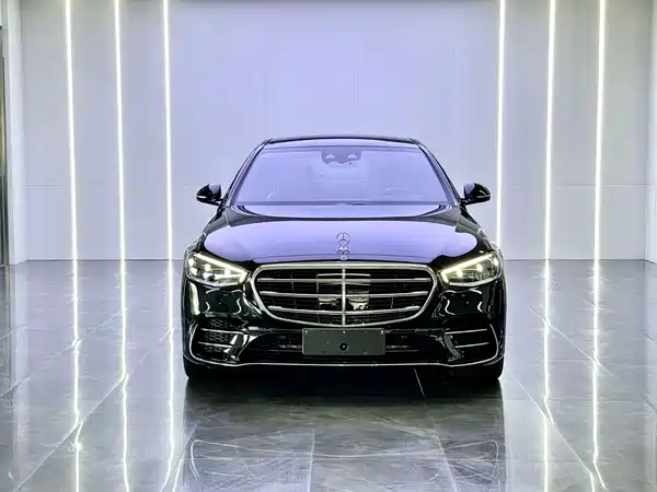 Mercedes-Benz S-Class 2024
