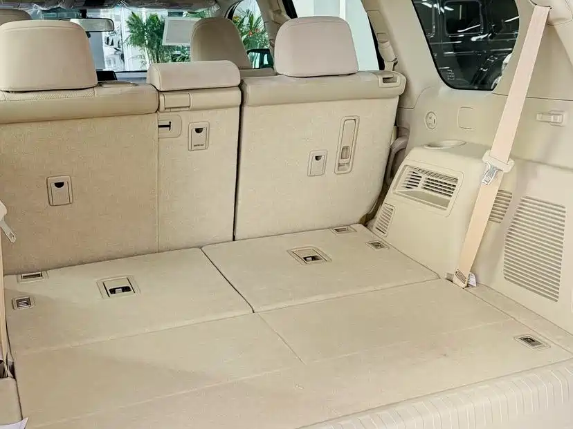 Toyota Prado — фото 17