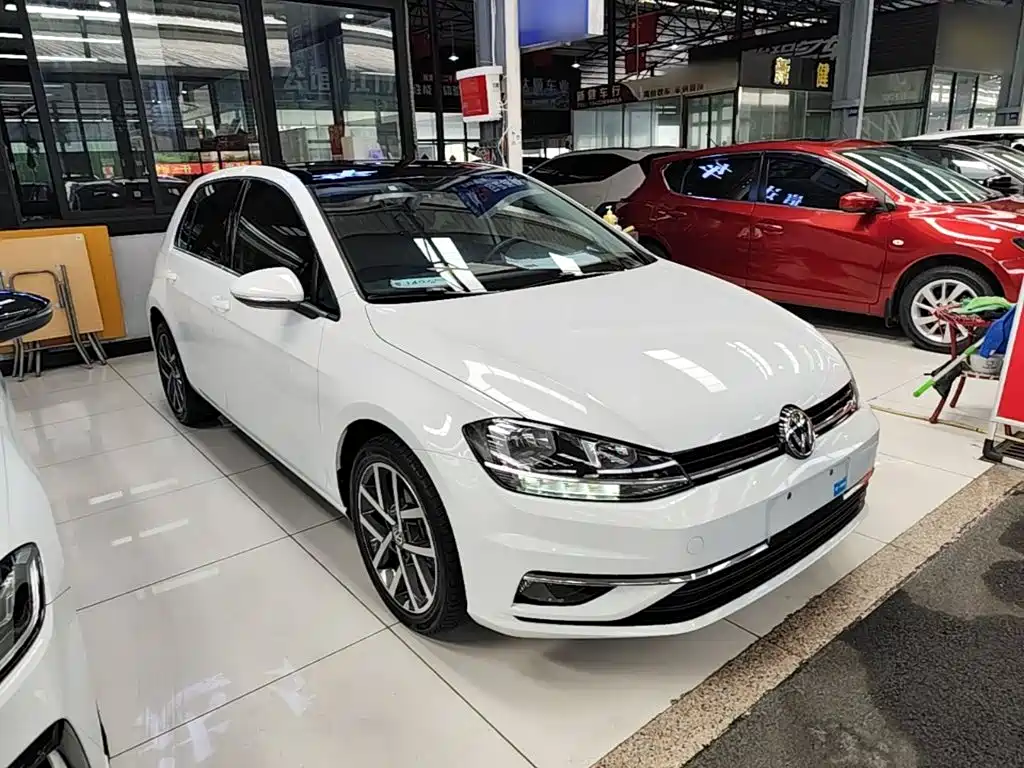 Volkswagen Golf 2020