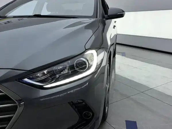 Hyundai Celesta 2018