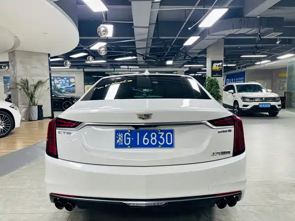 Cadillac CT6 2019