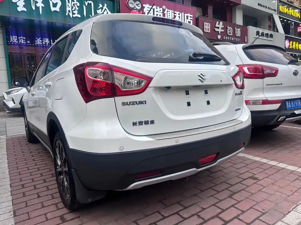 Suzuki S-Cross 2014 — фото 11