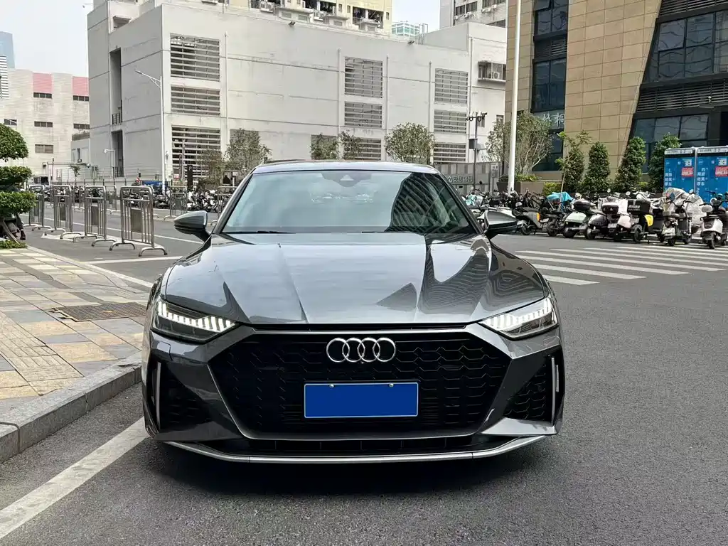 Audi A7 2021 — фото 2