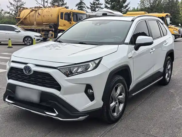 Toyota RAV4 2021