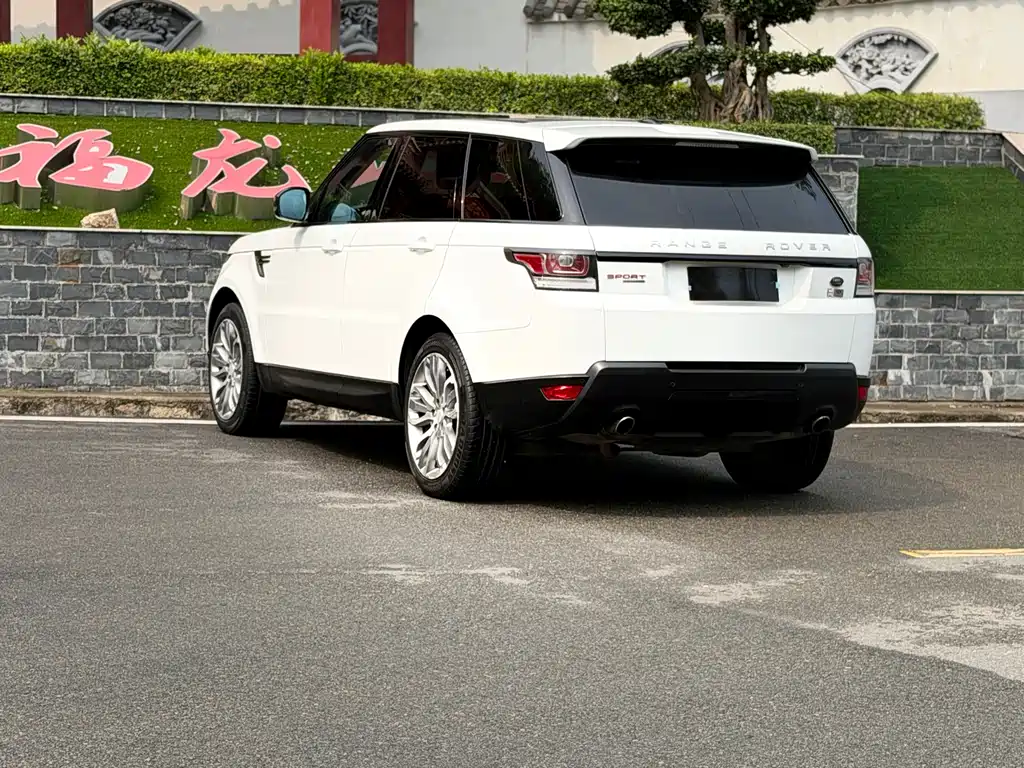 Land Rover Sport 2014 — фото 9