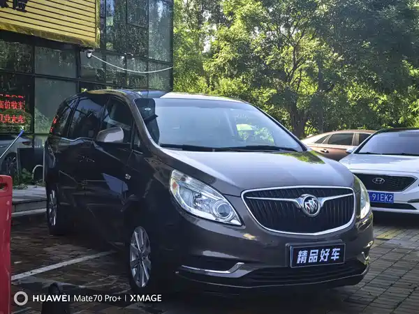 Buick GL8 2018