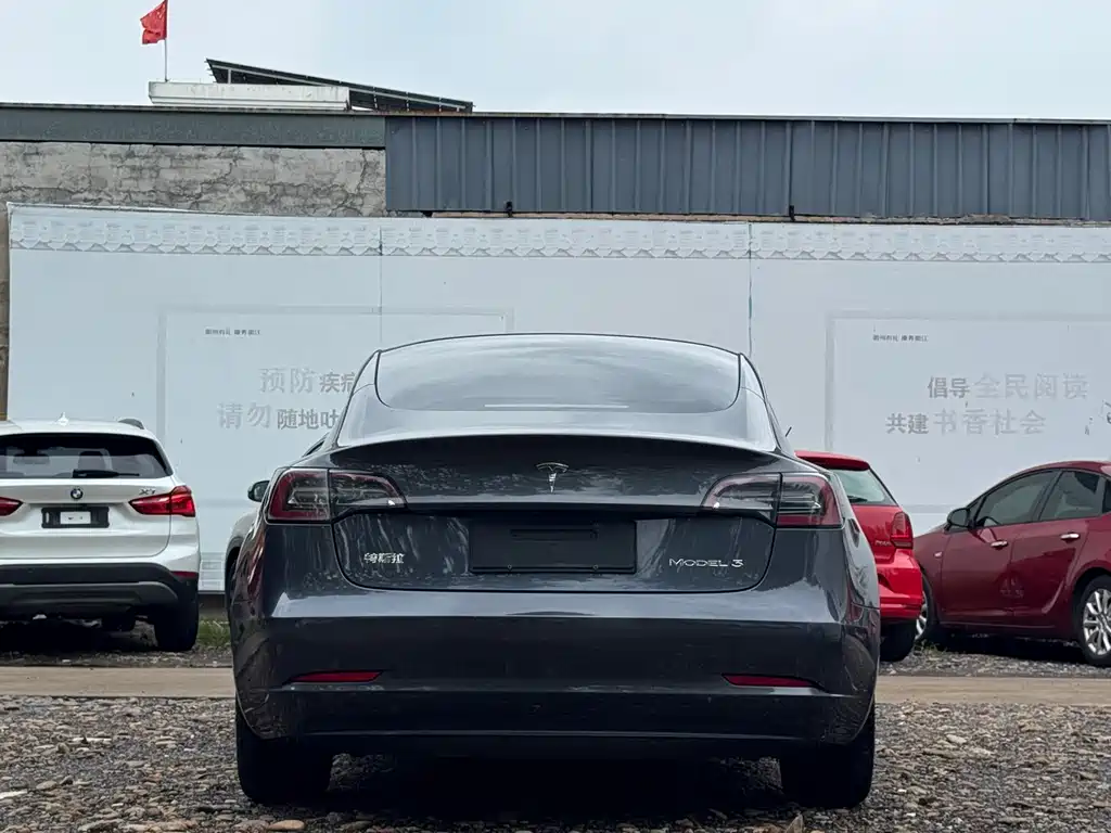 Tesla Model 3 2020 — фото 12
