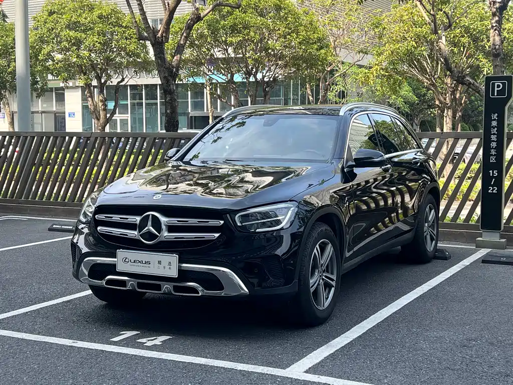 Mercedes-Benz GLC 2020 — фото 1
