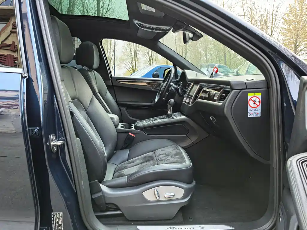 Porsche Macan 2015 — фото 10