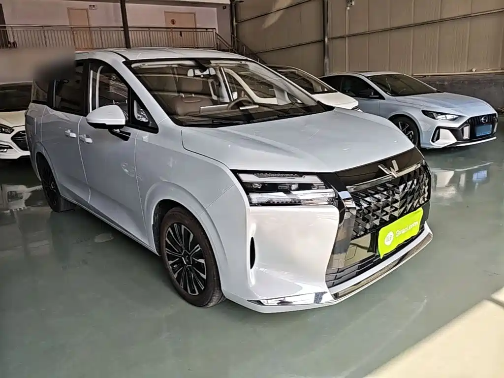 Wuling Starlight 730 New Energy 2025 — фото 4
