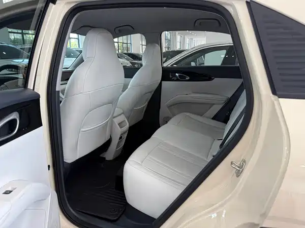 Geely Galaxy Starwish 2025