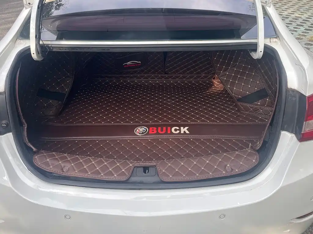 Buick Excelle 2015 — фото 15