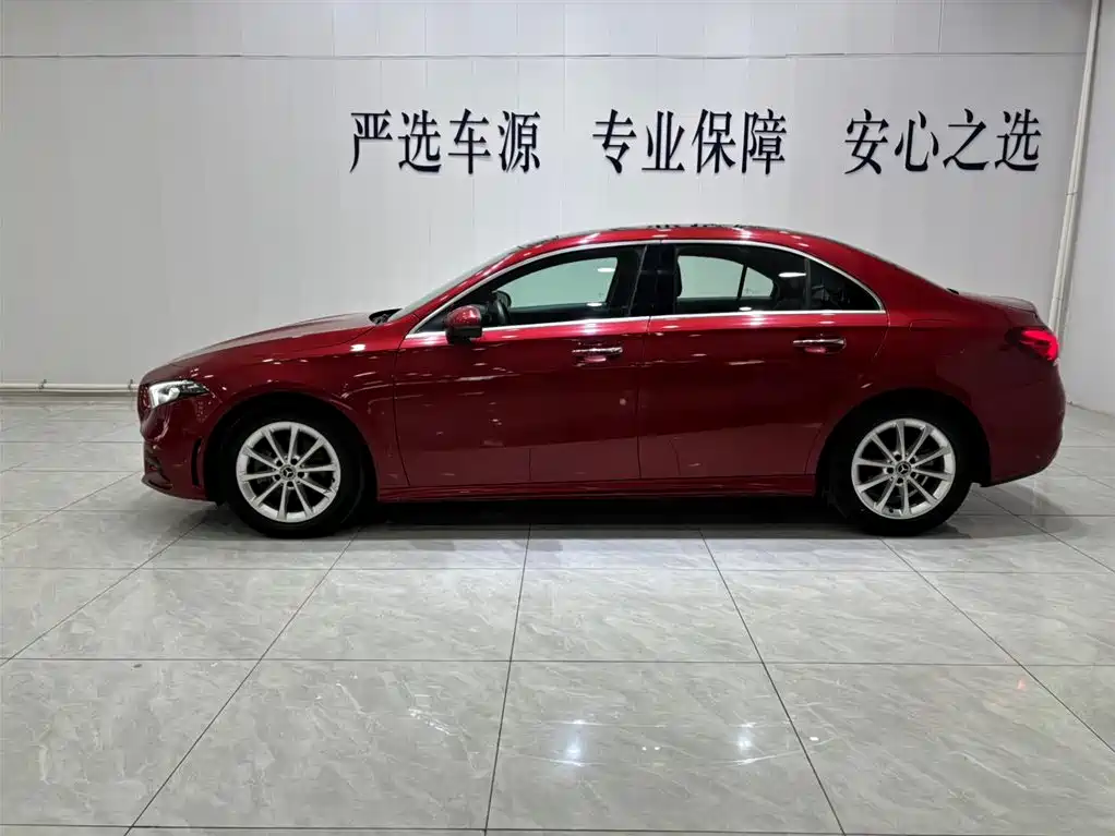 Mercedes-Benz A-Class 2020 — фото 14