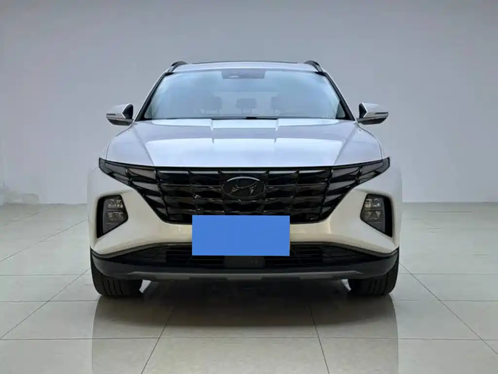 Hyundai Tucson 2022 — фото 2