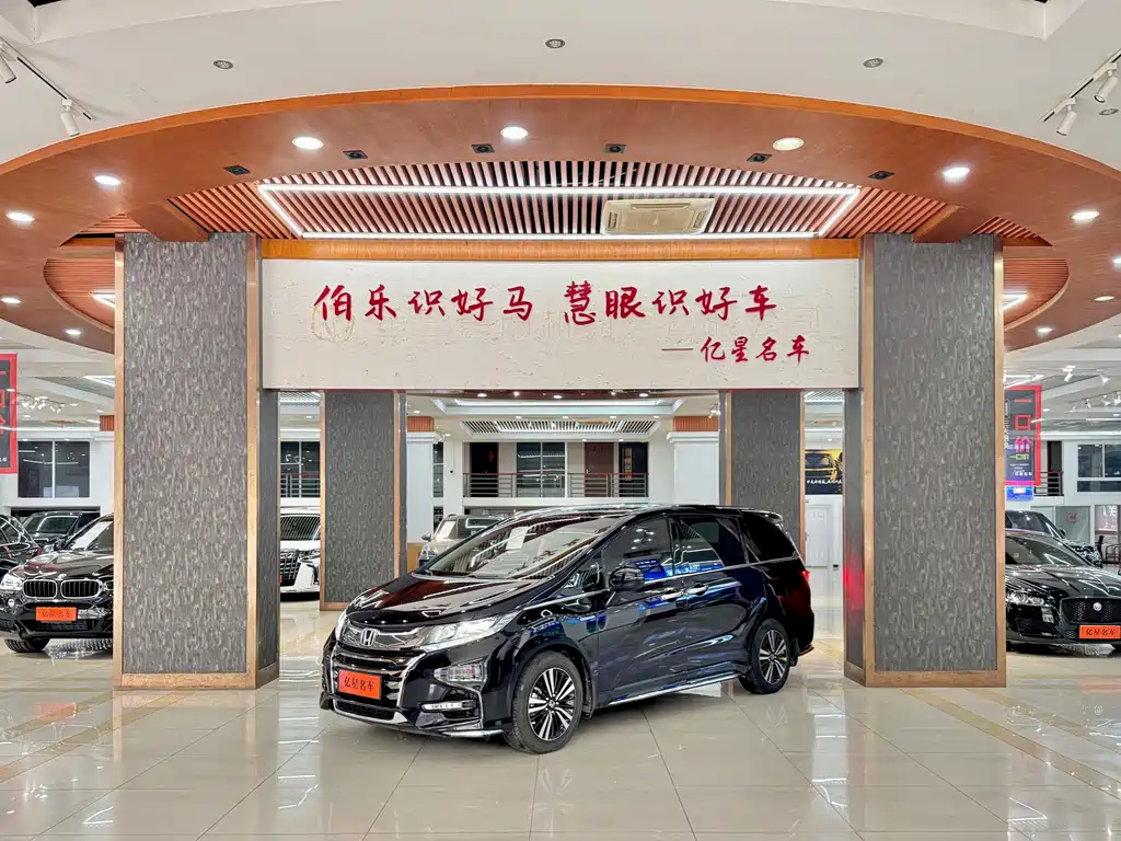 Honda Odyssey 2020 — фото 2