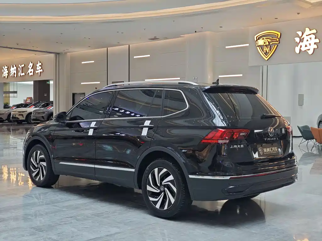 Volkswagen Tiguan L 2025 — фото 3