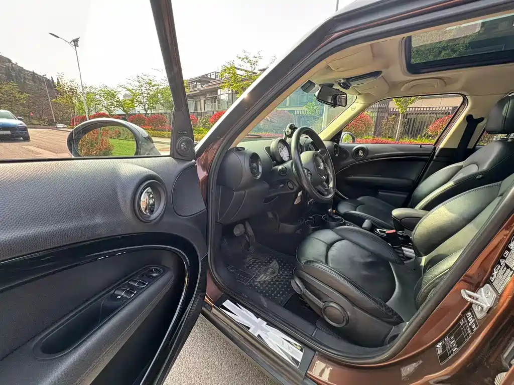 MINI Countryman 2014