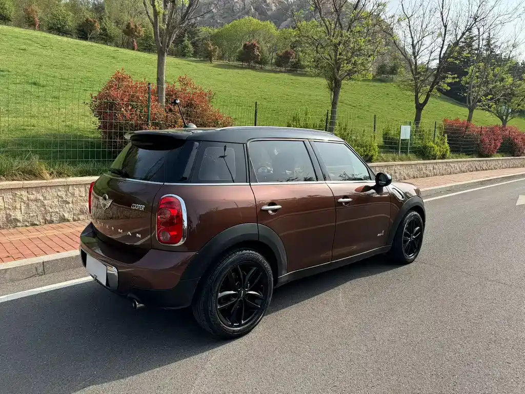 MINI Countryman 2014