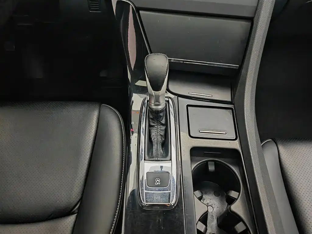 Honda Spirior 2017 — фото 13