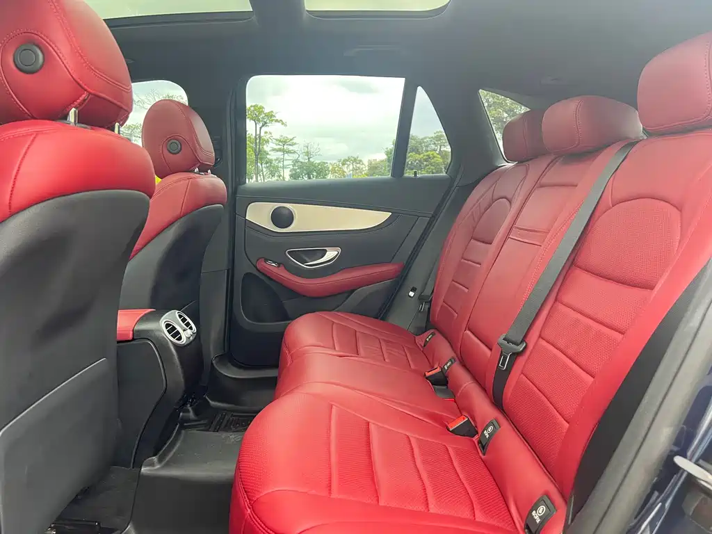 Mercedes-Benz GLC 2018 — фото 14