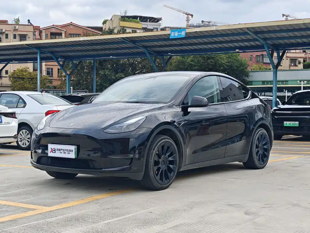 Tesla Model Y 2022 — фото 1
