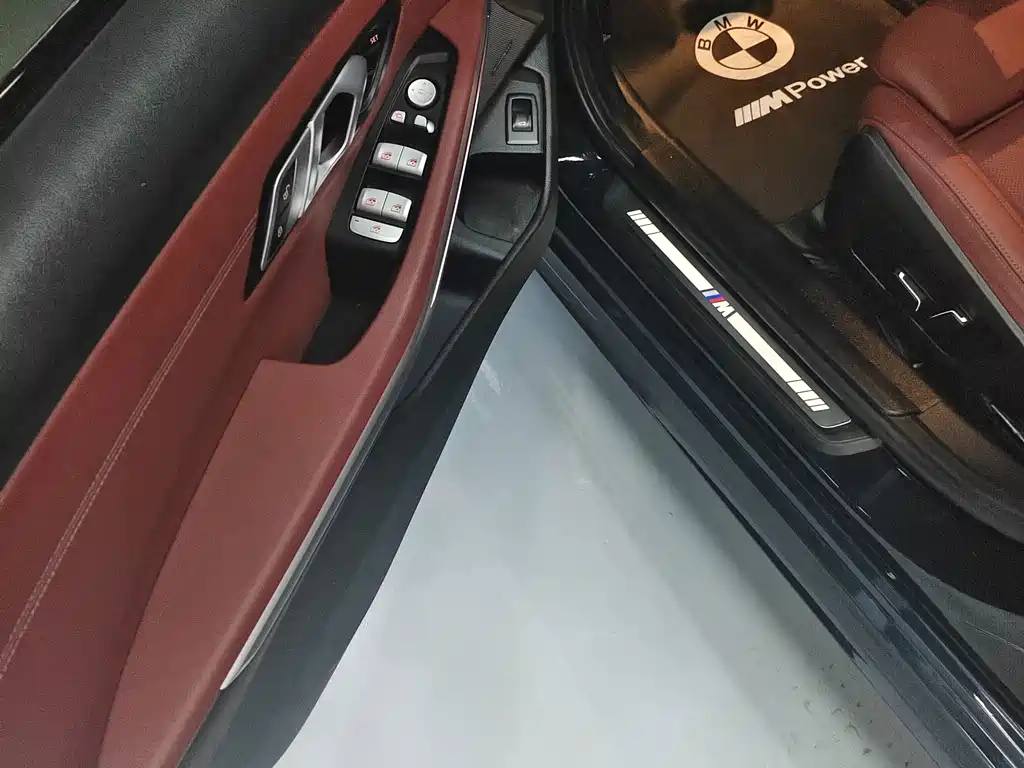 BMW 3 Series 2024