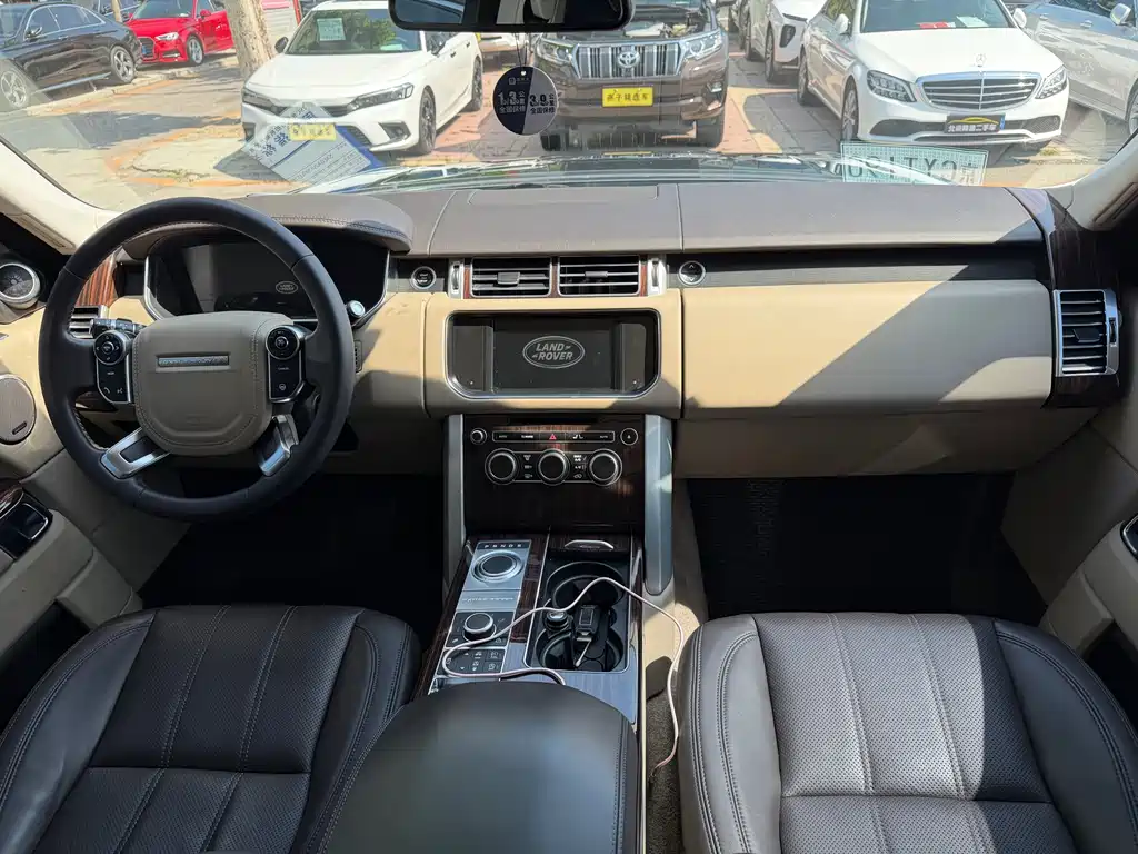 Land Rover Range Rover 2014