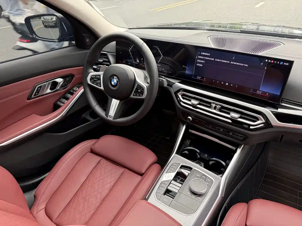 BMW 3 Series 2023 — фото 14