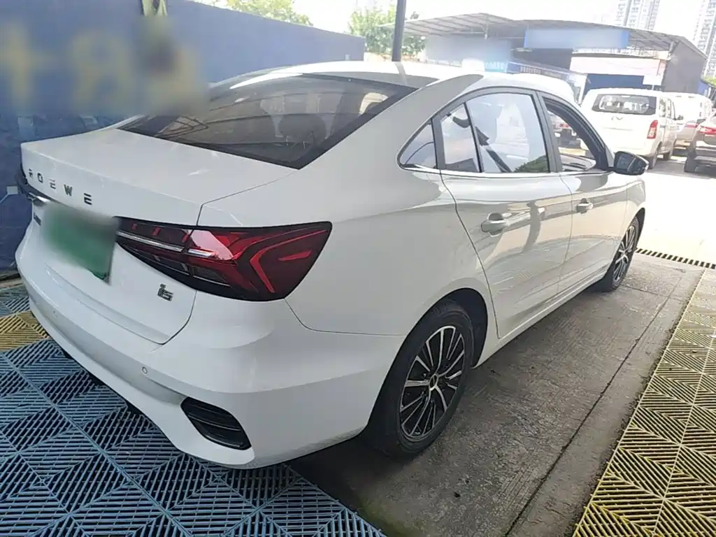 Roewe i5 2021