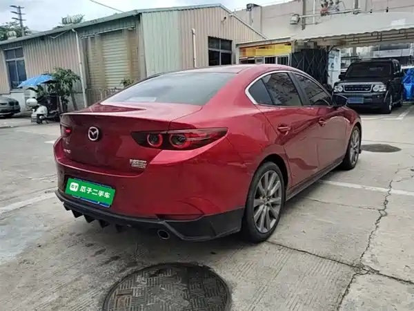 Mazda 3 Axela 2023
